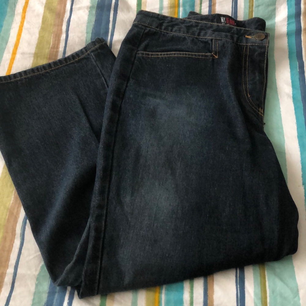 NY & Co Jean Capris